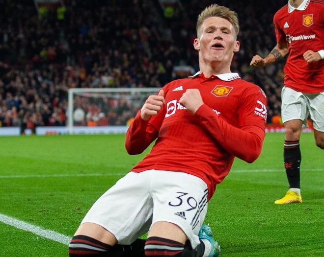 开云登录罗马国际比赛日内部沟通；志在英超名次提升；球迷炸锅；资深球员宣示担当的简单介绍